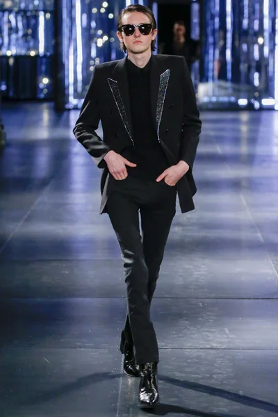 Look 51